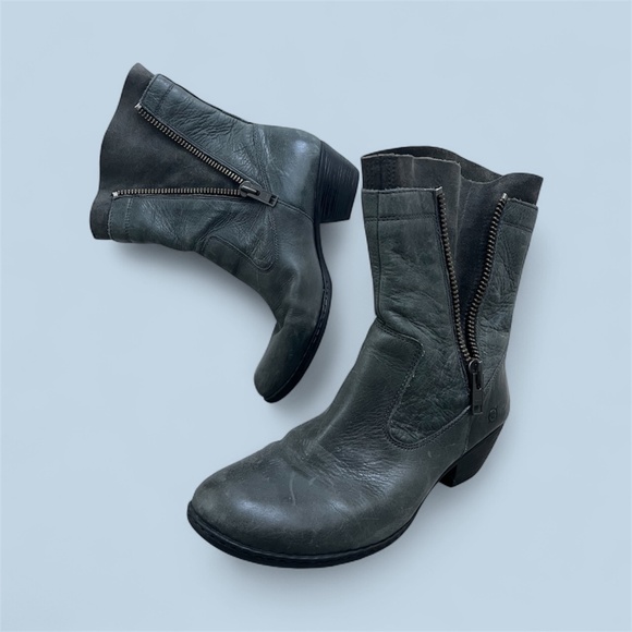 Unique Size 11 Born Distressed Grey Boots - Picture 1 of 11